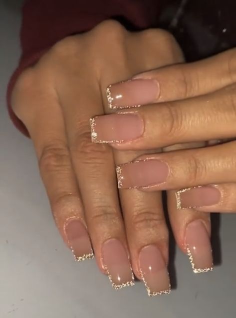 Glitter Outline French Nails, Quince Nails, Bridesmaids Nails, Nude Nail Designs, Fancy Nails Designs, Summery Nails, Basic Nails, Dope Nail Designs, Classy Acrylic Nails