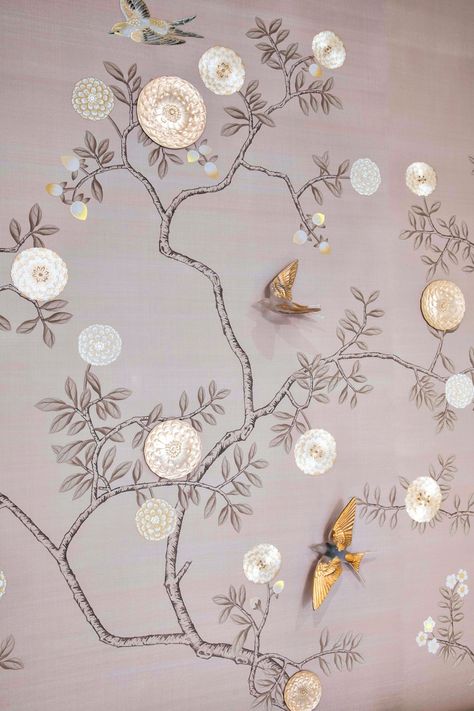 Lalique and Fromental Collaborate on a Stunning Wallpaper Design - Galerie Fromental Wallpaper, Expensive Wallpaper, Chinese Decor, Rene Lalique, Chinoiserie Wall, Salon Art, Silk Wallpaper, Murano Chandelier, Lalique Crystal