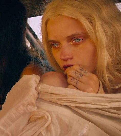 xx on Twitter: "abbey lee kershaw @ mad max: fury road (2015)… " Mad Max Tattoo, Max Makeup, Abbey Lee Kershaw, Behind Blue Eyes, Mad Max Fury, Mad Max Fury Road, Fury Road, Mad Max, Makeup Inspiration