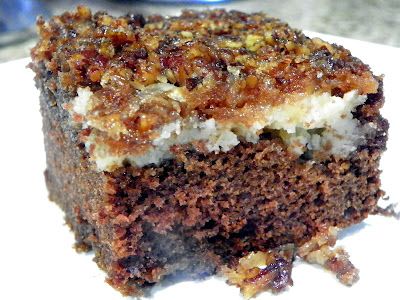 Upside Down German Chocolate Cake Recipe, Upside Down German Chocolate Cake, Upside Down Desserts, German Chocolate Cake Recipe, Toffee Cake, German Chocolate Cake Mix, German Cake, German Chocolate Cake, Best Chocolate Cake