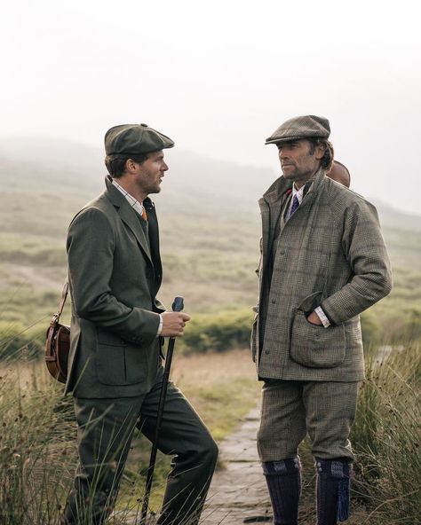 Unmistakable English style, unbeatable British quality and exclusive European classics; the Country Collection brings the finest tweeds, leather, cotton, canvas and wool together to craft traditional shooting and travel kit of the highest order. Technical fabrics from Italy’s finest mills, fashioned to create truly high-performance outerwear, which is more than a match for the toughest wintry conditions. Smart enough for any occasion, rugged enough for every eventuality. English Country Style Outfits, Adventure Clothing Men, Country Style Men, Country Outfits Men, Country Outfits For Men, Tweed Shooting Jacket, Countryside Outfit, Tweed Coats, Hunting Suit