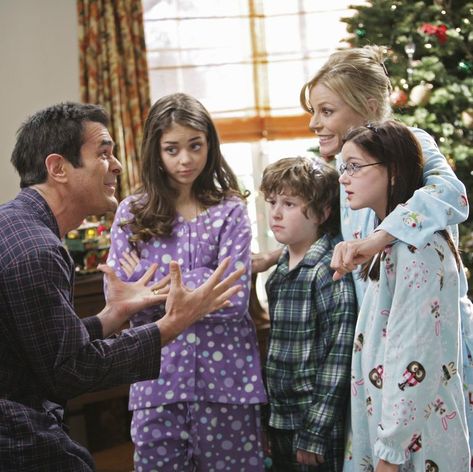 Clair Dunphy, Tv Christmas, Christmas Episodes, Modern Family, Best Tv, The List, All Time, Holiday Season, Tv