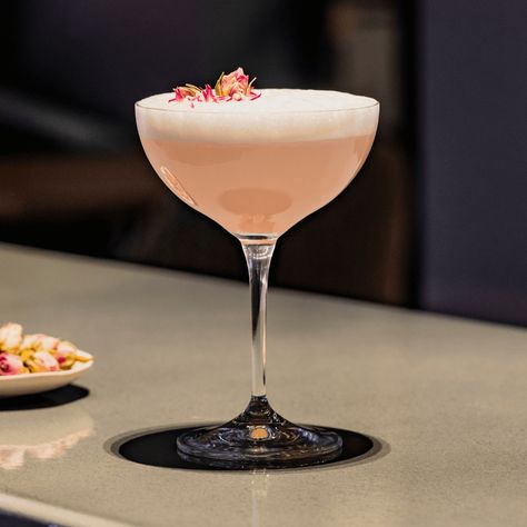 Rose and Lychee Martini Recipe | Elle Gourmet Lychee Martini Recipe, Rose Martini, Lychee Syrup, Main Salad, Lychee Martini, Ultimate Chocolate Chip Cookie, Martini Recipe, Vodka Martini, Broccoli Cheddar Soup