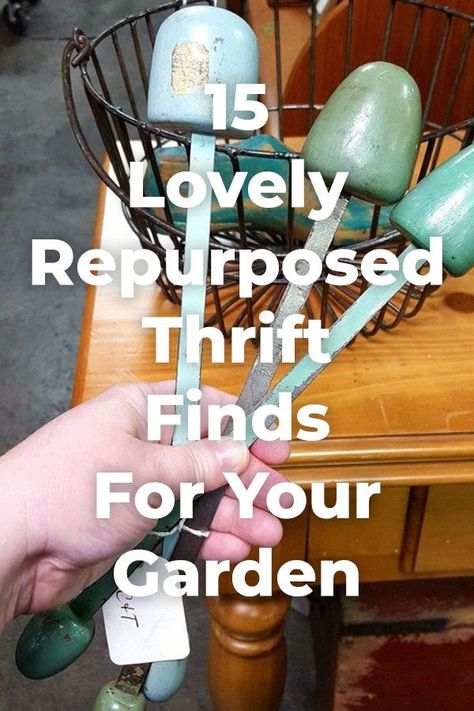 Garden Markers, Garden Containers, Repurposed Items, Trash To Treasure, Thrift Finds, Upcycled Crafts, Garden Crafts, Backyard Ideas, Repurpose