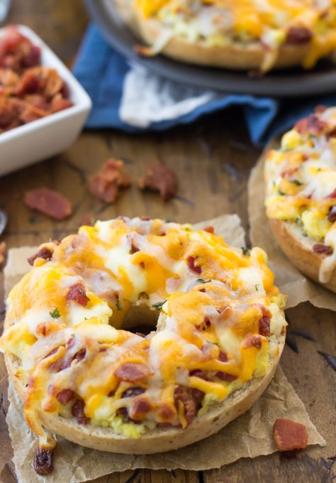 Breakfast Pizza Bagels, Comfort Breakfast, Breakfast Pizzas, Pizza Bagel, Eggs Cheese Breakfast, Bacon Egg Cheese, Pizza Bagels, Cheese Breakfast, Breakfast Bagel