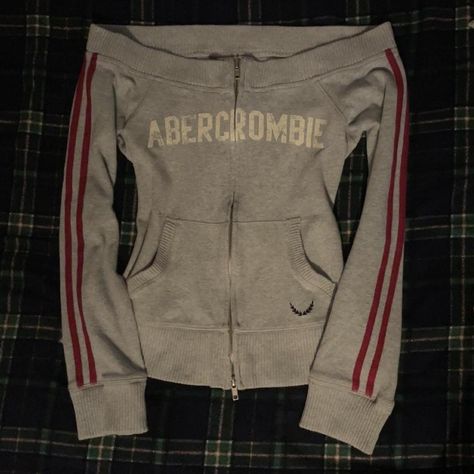 read shop policies before buying!! 🍀
 
vintage... - Depop Baggy Aesthetic, Soft Streetwear, Vintage Abercrombie And Fitch, Vintage Abercrombie, Vintage Jumper, Depop Vintage, 2000s Fashion Outfits, Cool Jackets, Classic Fashion