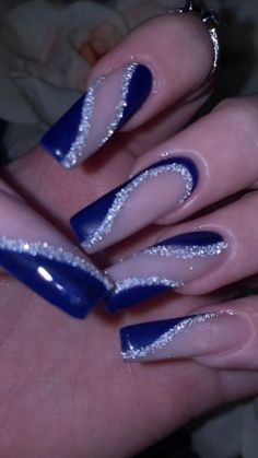 Blue N Silver Nails, Prom Nails Dark Blue And Silver, Royal Blue Chrome Nails Designs, Blue And Sliver Nails Ideas, Royal Blue Wedding Nails For Bride, Nails For Dark Blue Dress Prom, Prom Nails For Dark Blue Dress, Royal Blue And Silver Nails Short, Blue Sparkle Nail Designs