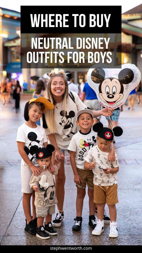 Disney World Family Outfits, Mommy And Me Disney Outfits, Mommy And Me Disney, Disney Outfits Winter, Family Disney Outfits, Disneyworld Outfits, Disneyworld Outfit, Baby Boy Disney, Kids Disney Outfits