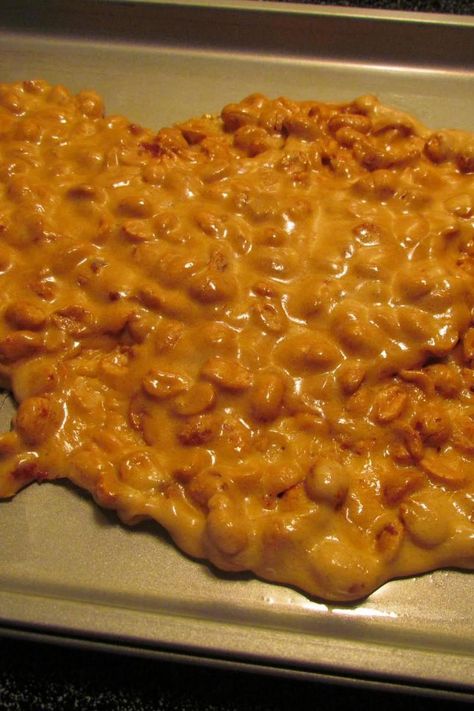 10 Minute Microwave Peanut Brittle Microwave Brittle Recipe, Peanut Brittle Recipe Microwave, Microwave Pecan Brittle, Homemade Peanut Brittle Easy, Microwave Cashew Brittle, Cashew Brittle Recipe Easy Microwave, Peanut Butter Brittle Easy, Pink Peanut Patties Recipe, Peanut Brittle Microwave