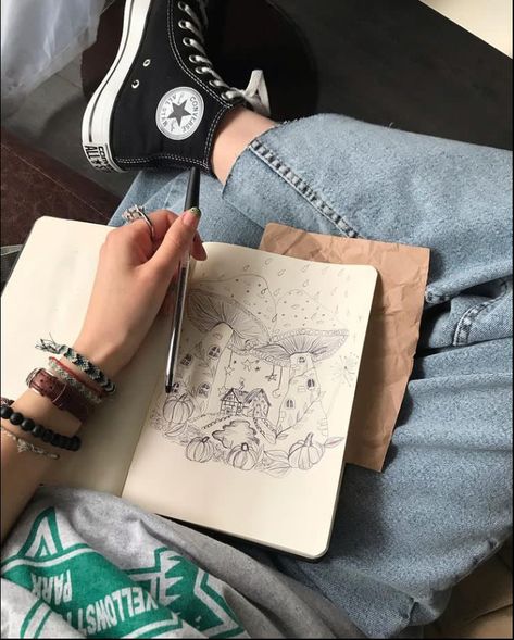 Art Student Aesthetic, Images Terrifiantes, Character Artist, Artist Aesthetic, Lana Del Ray, Foto Ideas Instagram, Book Art Drawings, Student Art, A Drawing