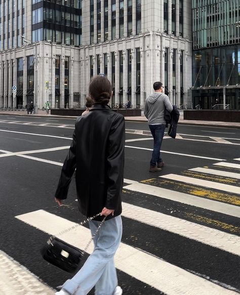 Cross Walk Aesthetic, Crossing Road Aesthetic, Walking Pose Aesthetic, Cross Walk Photography, Zebra Crossing Aesthetic, Crossing Street Photoshoot, Crosswalk Aesthetic, Street City Aesthetic, Crosswalk Photoshoot