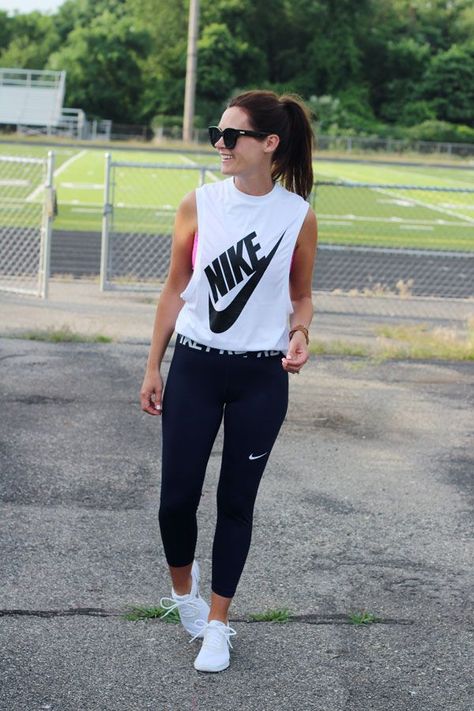 Summer Workout Outfits, Estilo Fitness, Style Fitness, Fitness Style, Fitness Wear Outfits, Cute Workout Outfits, Gym Clothes Women, Athleisure Casual, Workout Attire