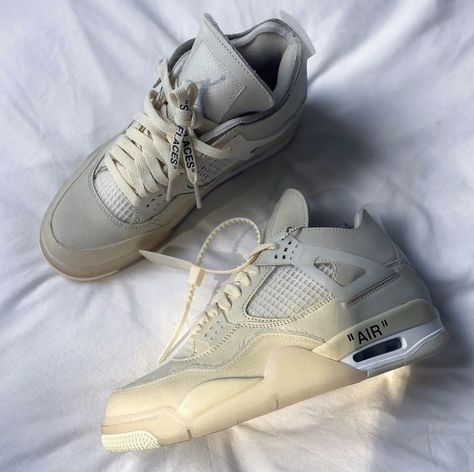 Jordan 4 Off White, Trendy Shoes Sneakers, Nike Shoes Girls, Dr Shoes, Jordan Shoes Girls, Jordan Shoes Retro, All Nike Shoes, Nike Shoes Jordans, Retro 4