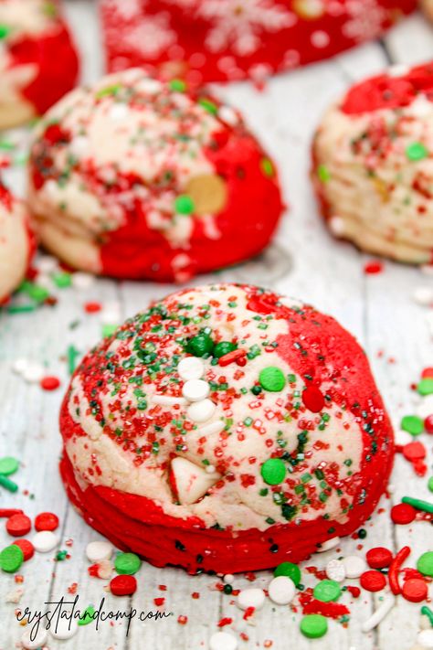 Looking for an easy and festive sweet recipe? Try our Red Velvet Sugar Christmas Cookies! Packed with white chocolate and butterscotch baking chips, these are sure to be a hit. Get baking today! Ooy Gooy Butter Cookies Christmas, Christmas Bakery Recipes, Festive Chocolate Chip Cookies, Yule Log Cookies, Fun Christmas Cookie Recipes, Christmas Sugar Cookies Aesthetic, Bakery Style Christmas Cookies, Christmas Tree Cake Cookies, Red And Green Food Christmas Parties