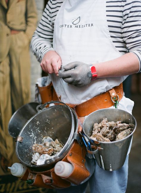 Roast Ideas, Oyster Roast, Shucking Oysters, Mama Llama, Raw Oysters, Raw Bar, Happy As A Clam, Beach Dinner, Raw Bars