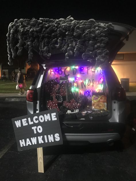 Stranger Things, Demogorgon, Upside Down, #poorBarb Stranger Thing Pumpkins, Strangers Things Trunk Or Treat, The Upside Down Decorations, Trunk Or Treat Stranger Things Theme, Stranger Things Truck Or Treat, Trunk Or Treat Ideas For Cars Stranger Things, Trunk Or Treat Ideas Stranger Things, Stranger Things Outdoor Decor, Stranger Things Haunted House Ideas