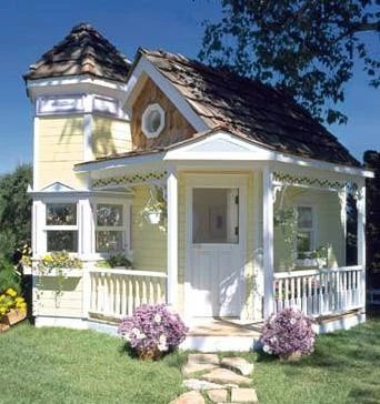 Fence, Victorian Playhouse, Cabin Colors, Bedroom White, Yellow House, Compact Living, Trendy Bedroom, Picket Fence, Victorian Homes