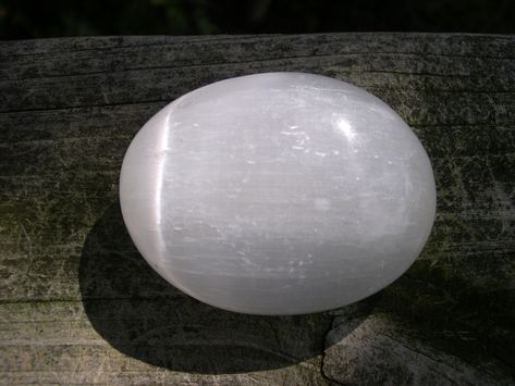 Carved Polished Selenite Palm Stone Gemstone Crystal - Reiki Chakra Wicca - Protection White Light Cleansing Peace Healing - 24223P Wicca Protection, Crystal Reiki, Metaphysical Shop, Reiki Chakra, Mineral Stone, Palm Stone, Healing Crystals, Handmade Bracelets, White Light