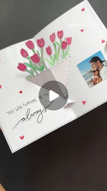 Gayatri chouhan on Instagram: "DIY Bouquet 💐 card #crafts #papercrafts #handmade #diy #art #handmade #bouquet #giftidea #card" Bouquet Card Diy, Pop Up Cards Diy, Handmade Bouquet, Bouquet Card, Flower Bouquet Diy, Paper Bouquet, Holiday Design Card, Card Crafts, Instagram Diy