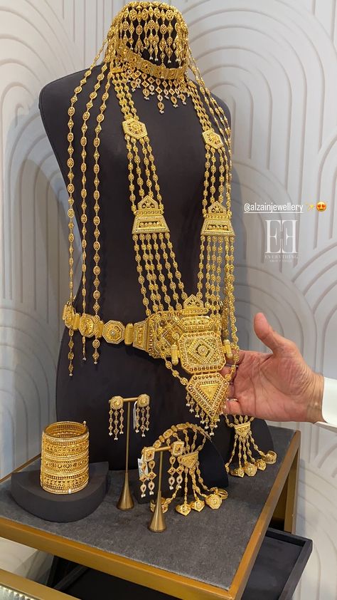 Gold Dubai Jewellery, Gold Jewelry Arab, Arabic Jewelry Traditional, Iraqi Jewelry, Arab Gold Jewelry, Arabic Gold Jewelry, Arab Gold, Necklace Set Indian Bridal Jewelry, Dubai Gold Jewelry