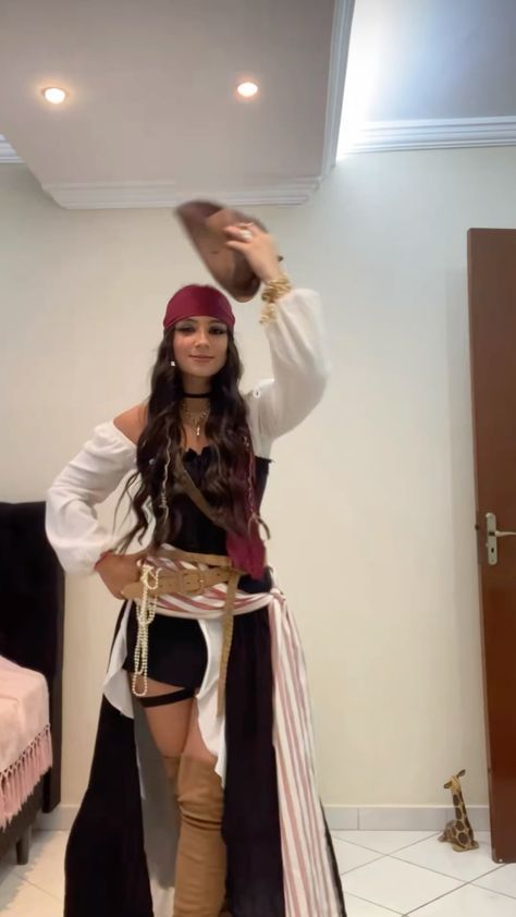 Woman Jack Sparrow Costume, Women’s Jack Sparrow Costume, Jack Sparrow And Angelica Costume, Captain Jack Sparrow Halloween Costume, Hallowed Costumes For Women, Lesbian Pirate Costume, Jack Sparrow Outfit Women, Pirates Of The Caribbean Female Costumes, Couples Halloween Costume Pirates