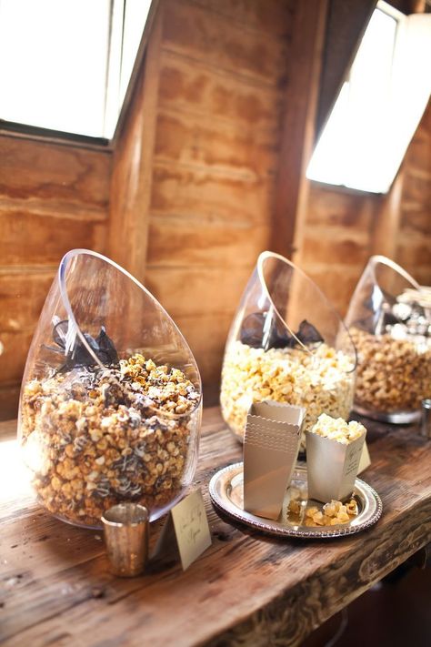 Wedding Popcorn Bar, Popcorn Wedding, Wedding Food Stations, Wedding Appetizers, Reception Food, Popcorn Bar, Wedding Reception Food, Food Stations, Milk Bar