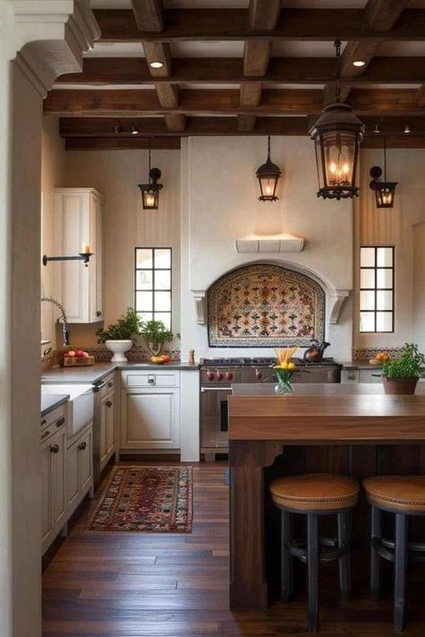 Different Kitchen Styles, Spanish Kitchen Design, Hacienda Style Kitchen, Spanish Style Home Interior, Spanish Style Kitchen, Spanish Kitchen, Spanish Home Decor, Hacienda Style Homes, Mediterranean House