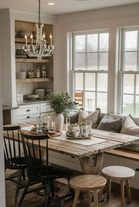 Kitchen Table Farmhouse Decor, Kitchen Table Couch, Modern Country Dining Table, Kitchen Dinner Table Ideas, Small Kitchen Big Table, Farmhouse Table And Chairs Dining Room, Comfy Cozy Dining Room, Farmhouse Cottage Dining Room, Simple Country Decor