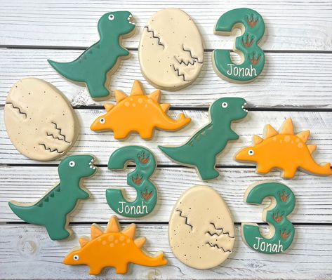 Three Rex Birthday Cookies, Three Rex Cookies, Three Rex Birthday Cake, Dinosaur Cookies, Dinosaur Themed Birthday Party, Dinosaur Theme, Third Birthday, 4th Birthday Parties, Birthday Cookies