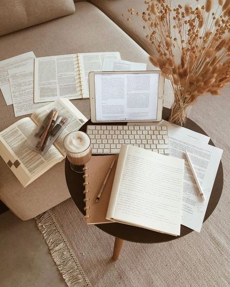 Back To University, Studera Motivation, Study Stationery, Budget Planer, Study Motivation Inspiration, Study Space, Studying Inspo, Beige Aesthetic, Study Hard