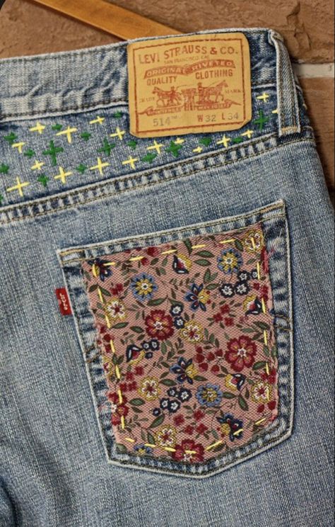 Embroidered Jeans Visible Mending, Thrift Flip, Denim Crafts, Shimmer And Shine, Jeans Diy, Fabric Christmas Ornaments, Shoe Lace Patterns, Shoe Lace, Embroidered Jeans