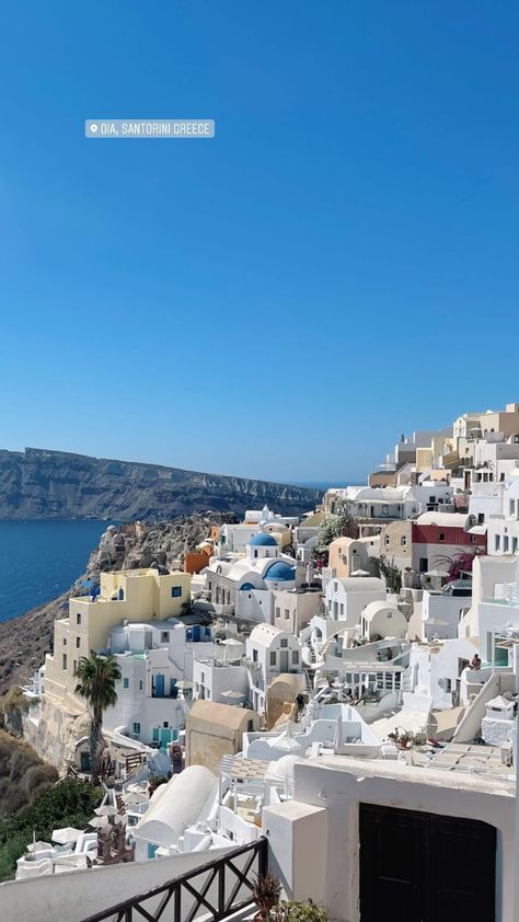 Stories • Instagram Grecia Santorini, Oia Santorini Greece, Round The World Trip, Oia Santorini, Greece Vacation, Mykonos Greece, Voyage Europe, Crete Greece, Santorini Greece