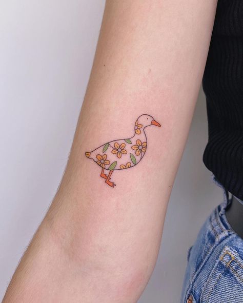 Goose Tattoo, Duck Tattoos, Funky Tattoos, Be Serious, Hand Poked Tattoo, Poke Tattoo, Funny Tattoos, Fine Line Tattoos, Simplistic Tattoos