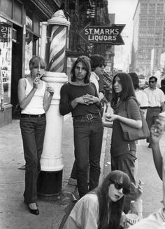 "The Many Lives of St. Marks Place," by Ada Calhoun | October 20, 2015 | The New Yorker Vintage New York, Nyc 1960s, Nyc 70s, 1970s Photography, St Marks Place, Nyc History, Vintage Nyc, Saint Mark, Nyc Street