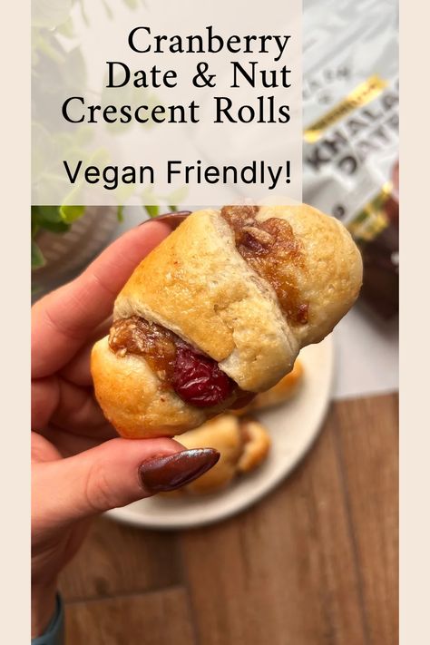 Keto Baked Goods, Date Filling, Crescent Roll Bake, Filled Crescent Rolls, Focus Foods, Healthy Living Recipes, Low Carb Sweeteners, Keto Side Dishes, Crescent Roll