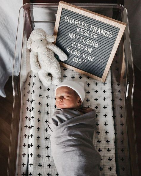 Baby Hospital Photos, Newborn Hospital Pictures, Newborn Hospital Photography, Baby Hospital Pictures, Hospital Photos Newborn, Newborn Announcement, Birth Photos, Letter Boards, Newborn Hospital