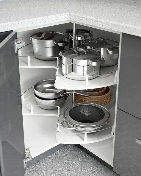 The secret to an organized kitchen? Interior organizers! IKEA cabinet carousels help to keep everything within reach so that your pots, pans and cookware are all exactly where you need them. Model Dapur, Desain Pantry, Kabinet Dapur, Diy Kitchen Storage, Kitchen Corner, Kitchen Cabinet Organization, Kitchen Cupboard, Smart Kitchen, Kitchen Room Design