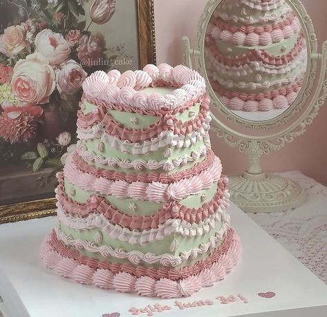 Two Tier Korean Cake, Green Tiered Cake, Aesthetic Two Tier Cake, Double Tier Cake Birthday, Two Tier Vintage Heart Cake, Two Tiered Heart Cake, Pink And Green Cake Aesthetic, Two Tier Heart Shape Cake, 3 Teir Cakes Ideas