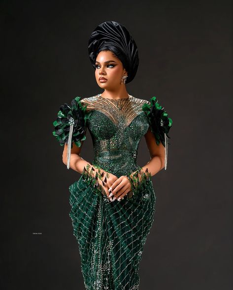 Step Out in Exquisite Style On Your Big Day With This Lovely Inspo Owambe Lace Styles, Lace Gown Style, Igbo Wedding Dress, Nigerian Wedding Dresses Traditional, Custom Bridal Dress, Lace Styles For Wedding, Latest Wedding Gowns, Aso Ebi Lace Styles, African Bridal Dress