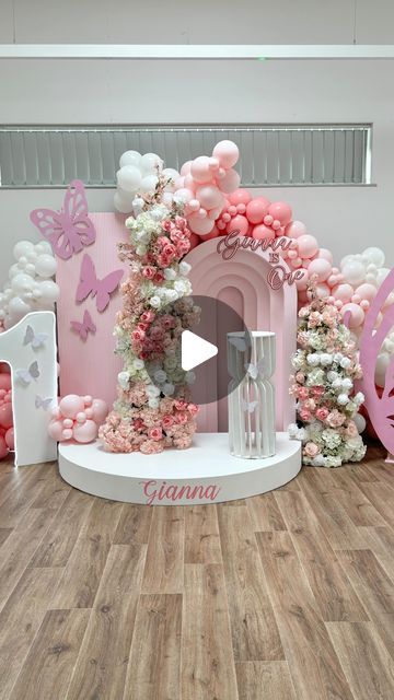 Pink Stage Design, Back Drop Designs Event, Butterfly Theme Baby Shower Ideas, Butterfly Theme Birthday Decoration, Butterfly Theme Birthday, House Themes, Butterfly 1st Birthday, Butterfly Birthday Party Decorations, Butterfly Themed Birthday Party