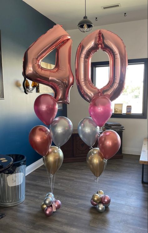 Balloon 40th Birthday, 40th Birthday Party Balloons, 40th Birthday Brunch Decor, Women 40th Birthday Ideas Party Themes, Pink And Gold Birthday Party Women, 40th Birthday Ideas For Women Decoration Decor, Girly 40th Birthday Party, Black And Pink 40th Birthday, Pink And Gold 40th Birthday Party