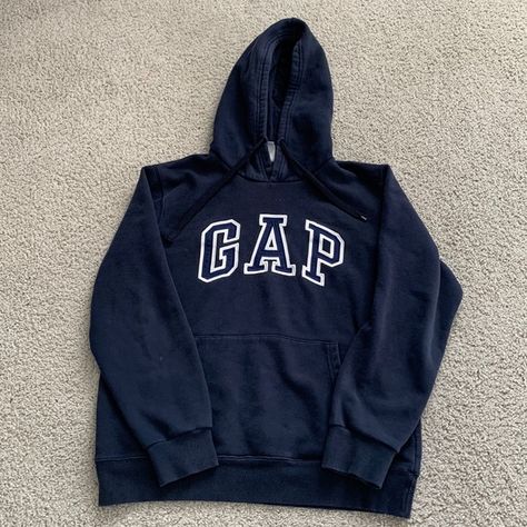 Gap Navy Blue Hoodie Hoodie Gap, Gap Sweatshirt, Gap Hoodie, Navy Blue Hoodie, Hoodie Aesthetic, Navy Hoodie, Fits Clothes, Brasov, Hoodie Outfit