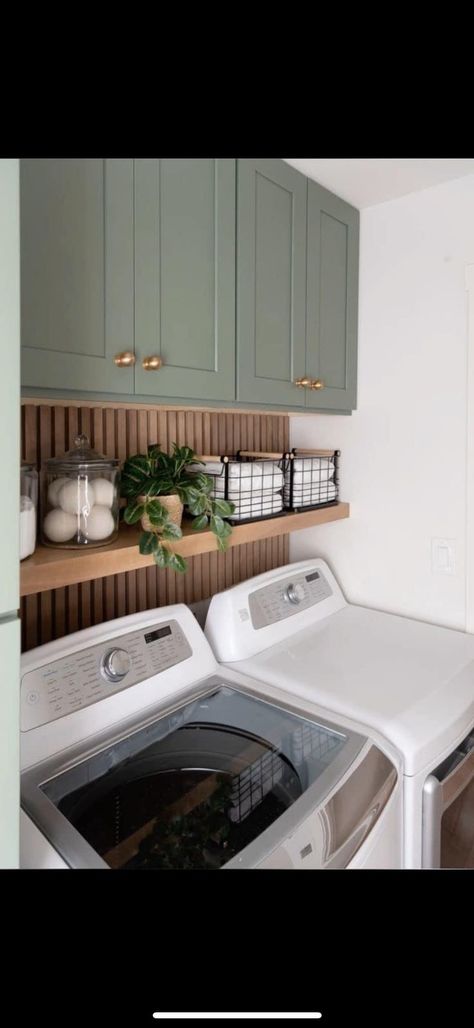 Small Laundry Room Makeover Top Loader, Laundry Room Tables, Laundry Closet Makeover, Laundry Room Countertop, Laundy Room, Small Laundry Room Makeover, Dream Laundry Room, Basement Laundry, Laundry Room Sink