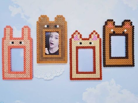 Just for kpop-stan💗 Perler Bead Photocard Holder, Perler Photo Frame, Pixel Art Frame, Diy Photocards Holder, Kpop Perler Beads, Kpop Toploader, Deco Toploader, Perler Bead Designs, Melty Bead Designs