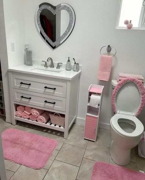 Small Colorful Bathroom Ideas On A Budget, Pink Apartment Decor, 50 Shades Of Pink, Girly Bathroom, Girl Apartment Decor, Pink Bathroom Decor, Apartment Decorating Living, Girly Apartments, Girly Apartment Decor