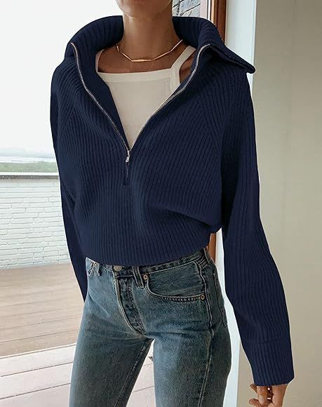 Daily Style Women Casual, Simple Unique Outfits, V Neck Sweatshirt Outfit, Feminine Sweaters, Elegant Feminine Outfits, Outfit Ideas Feminine, Sweater Half Zip, Looks Street Style, Mode Inspo