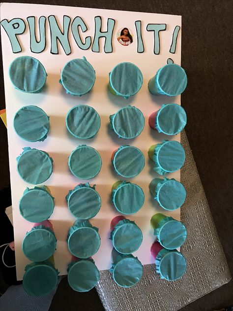 Moana Punch It Board Moana Punch, Moana Birthday Party Theme, Moana Theme Birthday, Wishes Christmas, Birthday Party Games For Kids, Moana Birthday Party, Moana Party, Birthday Activities, Moana Birthday