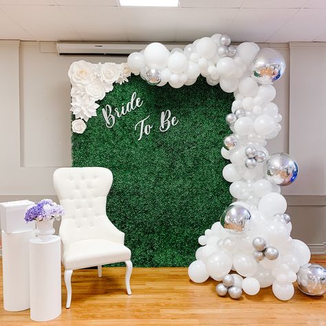 Green Flower Wall with Paper Flowers and Balloons for an Elegant Bridal Shower Bride To Be Party Decoration, Green Flower Wall, Wall Greenery, Flowers And Balloons, Backdrop Rental, Bride To Be Party, Bride To Be Decorations, Greenery Backdrop, Bridal Backdrops