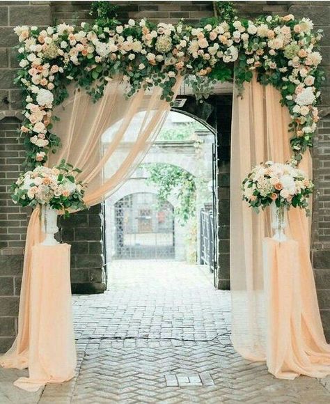 Wedding Arches Outdoors, Metal Wedding Arch, Wedding Entrance Decor, Wedding Entrance, Wedding Photo Booth, Ceremony Arch, Floral Arch, Ideal Wedding, Wedding Event Planning