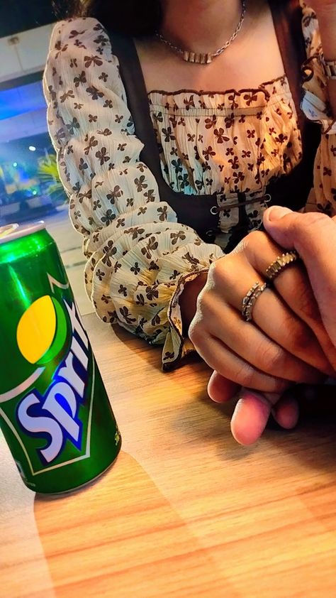 Girlfriend holding hand Love snapchat Love Snapchat, Dinner Date Aesthetic, Couples Dinner, Breastfeeding Twins, Eating Food Funny, Snap Streak Ideas Easy, Smart Casual Dress, Foodie Instagram, Couple Hands